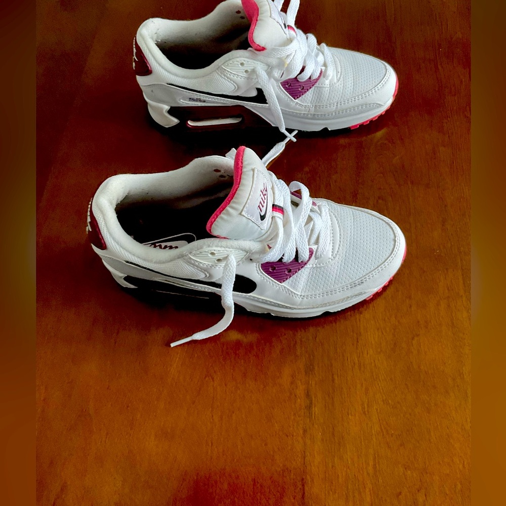 Girls Nike Airmax
